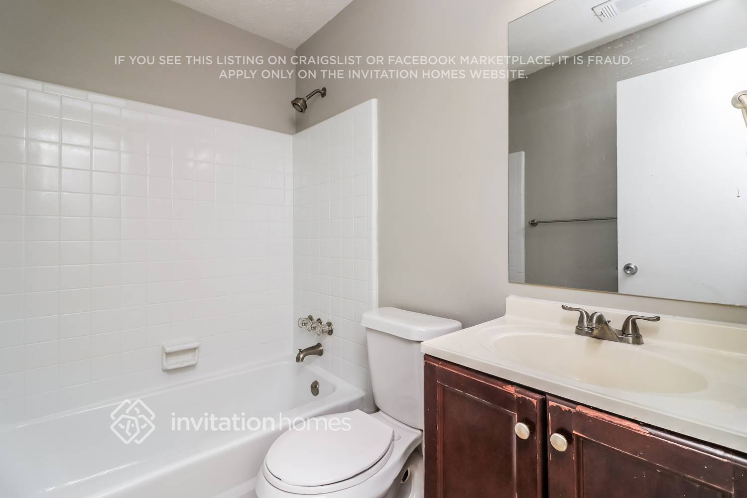 Building Photo - 184 Sheila Ln