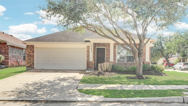 Building Photo - 17231 Hollow Sands Ct