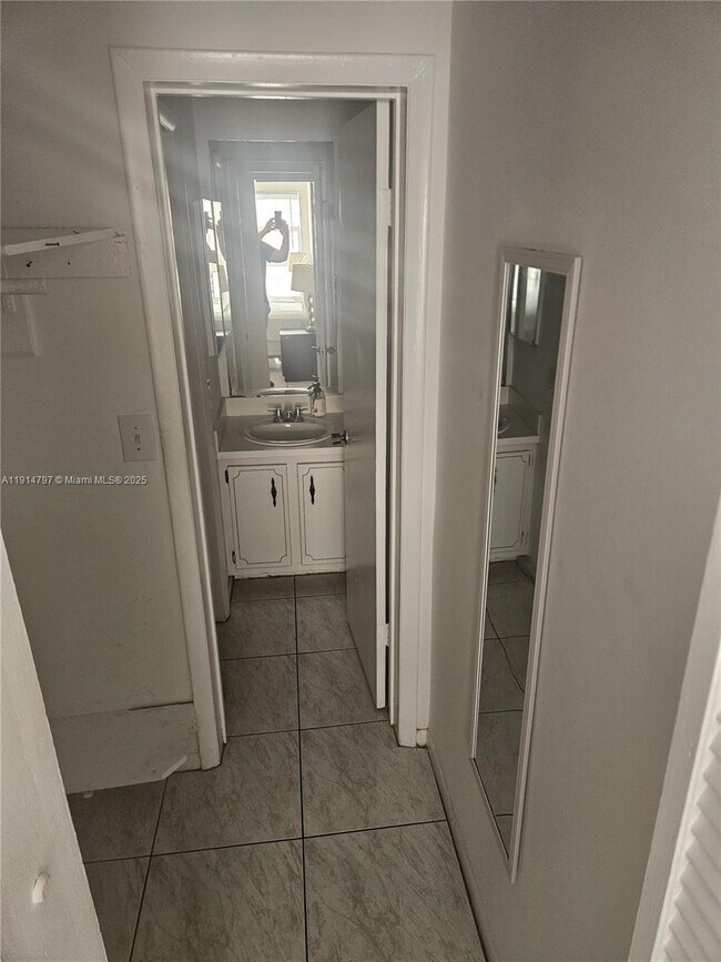 Building Photo - 201 178th Dr