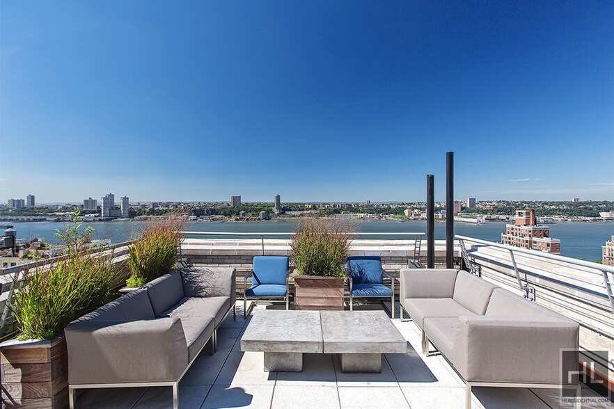 Building Photo - RENT STABILIZED | 2 BED 2BATH | 1036 SQFT | WEST END AVENUE