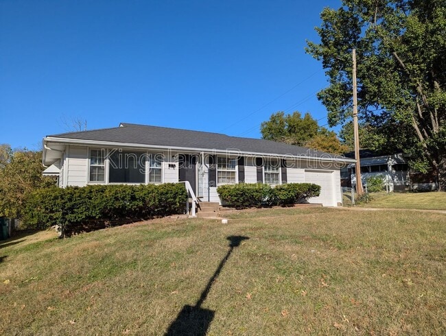 Building Photo - 1009 Bliss Dr