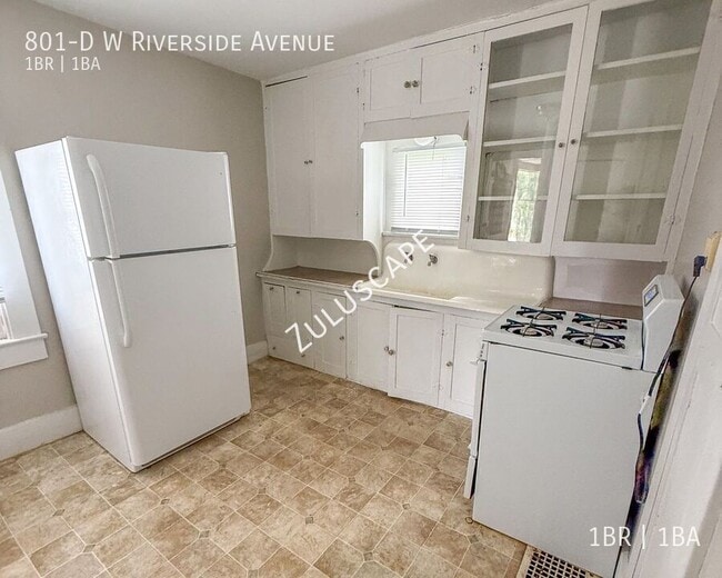 Building Photo - 801-D W Riverside Ave