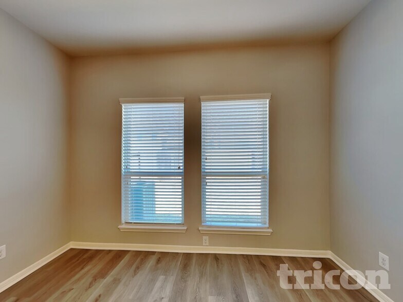 Building Photo - 6022 Wesley Manor Ct