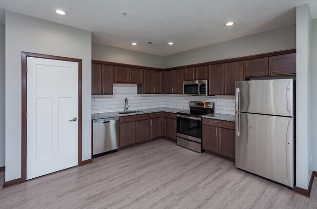 Building Photo - 1017 NW Lexi Ln