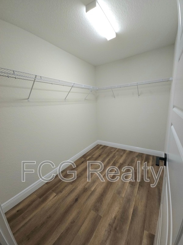 Building Photo - 6551 Hemlock Rd