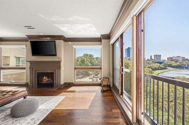 Building Photo - 501 Samuels Ave