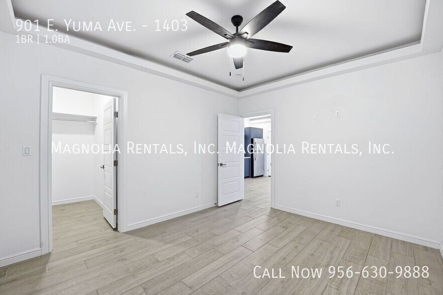 Building Photo - 901 E Yuma Ave