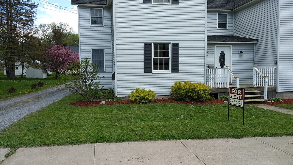 Building Photo - 221 S James St