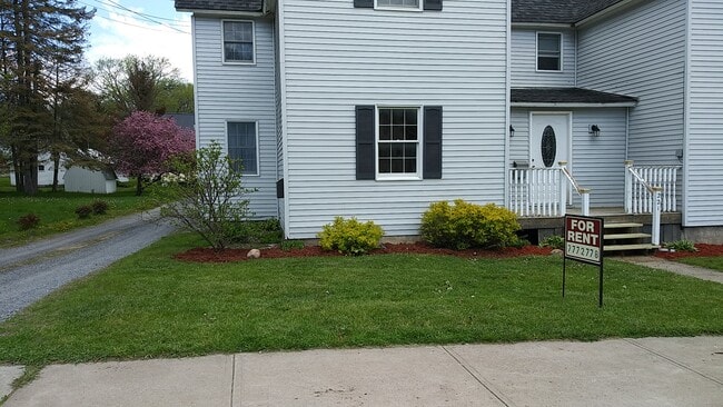 Building Photo - 221 S James St