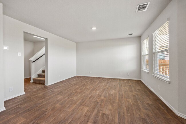 Building Photo - 2 Week Free Move-In Special!Spacious 4 Bed / 2.5 Bath Home – 2,243 Sq Ft + Resort-Style Amenities