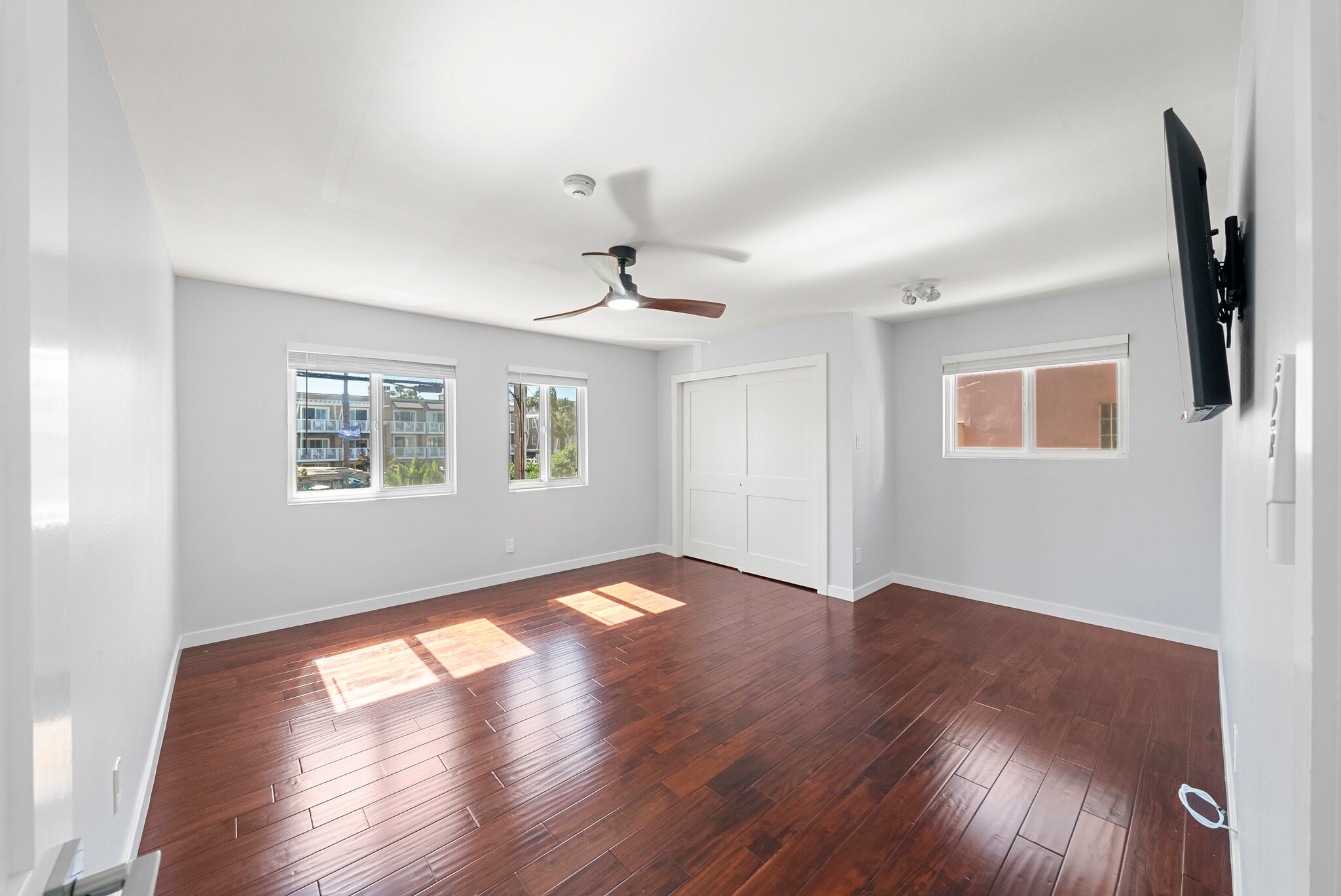 Building Photo - 40 15th St