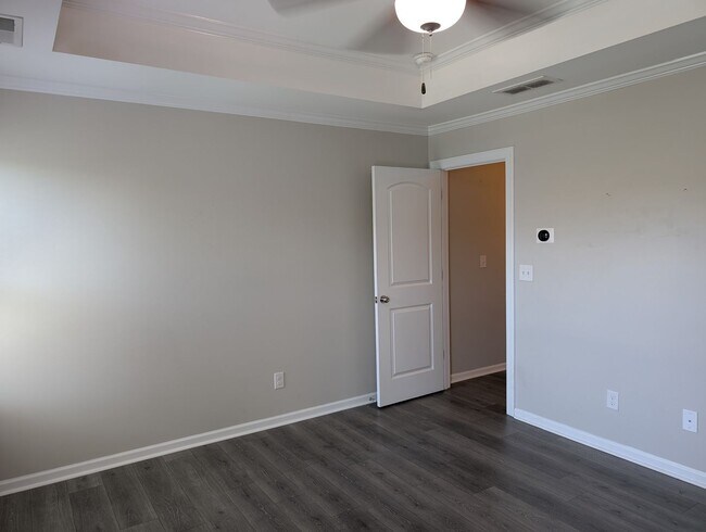 Building Photo - Coming Soon! Charming 2 story, 3 bedroom ,...