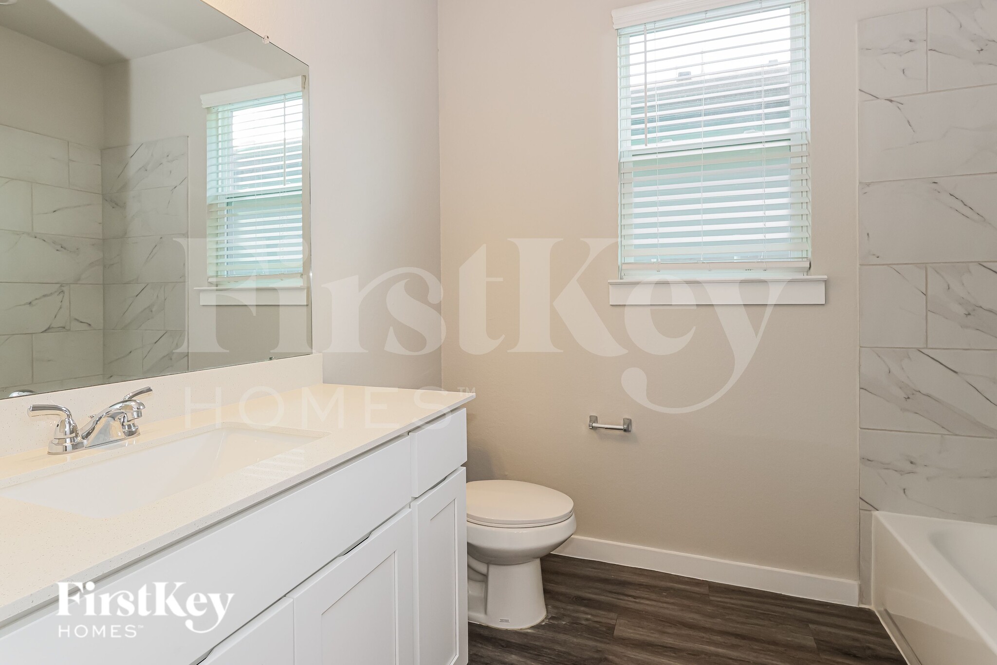 Building Photo - 18322 W Centro Cir