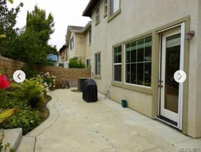Building Photo - 1147 Azalea Way