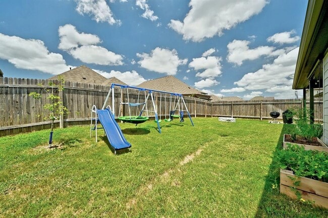 Building Photo - 1309 Goldilocks Ln