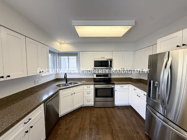 Building Photo - 11752 Eaton Ct