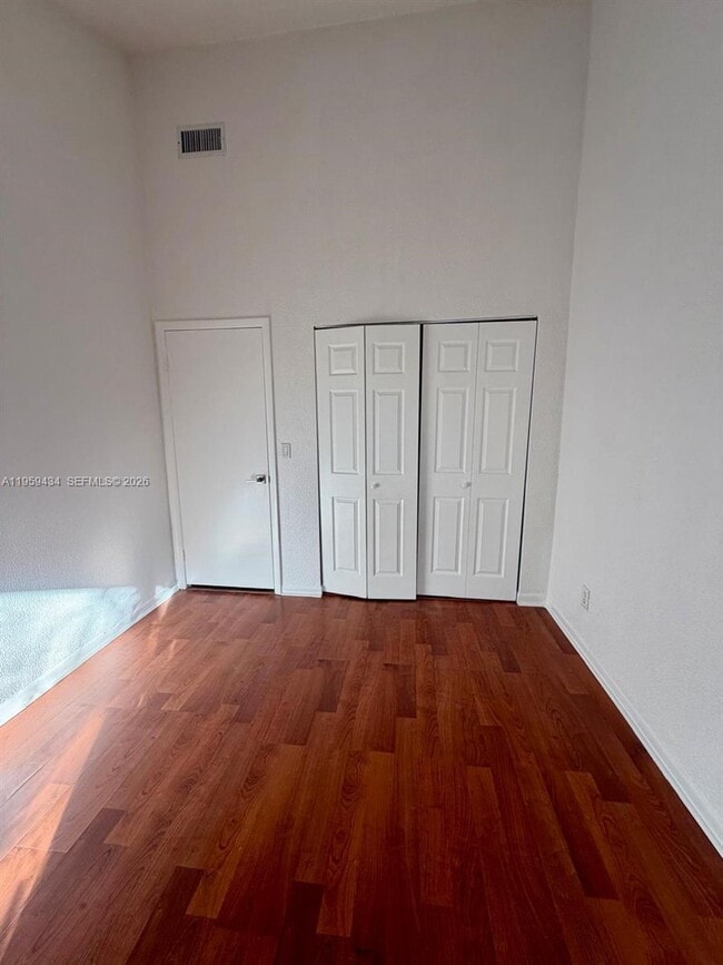 Building Photo - 15832 SW 91st Ct