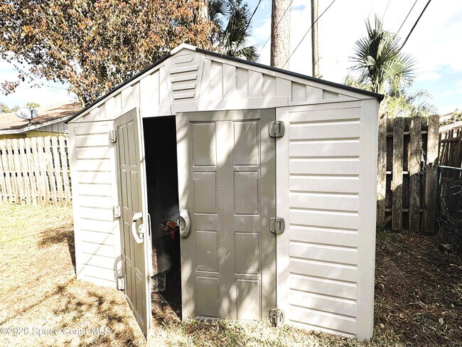 Building Photo - 2443 Kathi Kim St