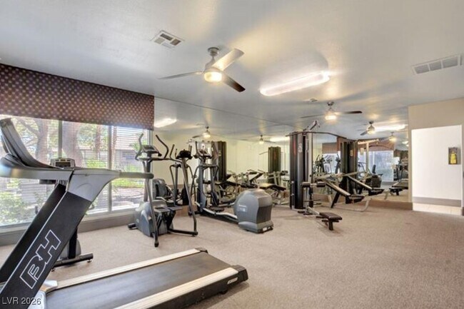 Building Photo - 2606 S Durango Dr