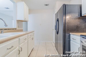 Building Photo - 9130 Village Brown