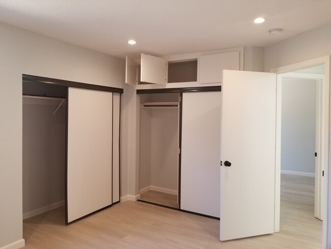 Building Photo - 3509 Baywood Cir