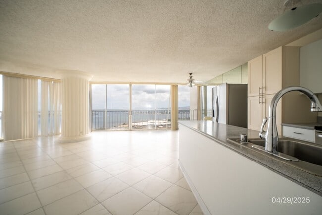 Building Photo - 2Bd/2Ba/2Pkg LELE PONO in Aiea - $2750
