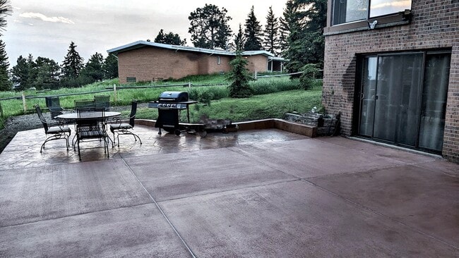 Building Photo - 34 Lookout Mountain Cir