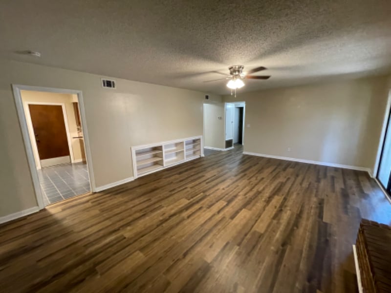 Building Photo - 85 7th St