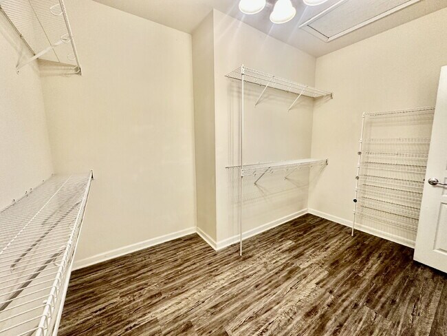 Building Photo - Charming Sun City Retreat, Availale Now for Rent
