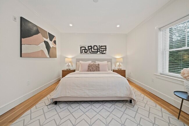 Building Photo - 321 Hammond Pond Pkwy