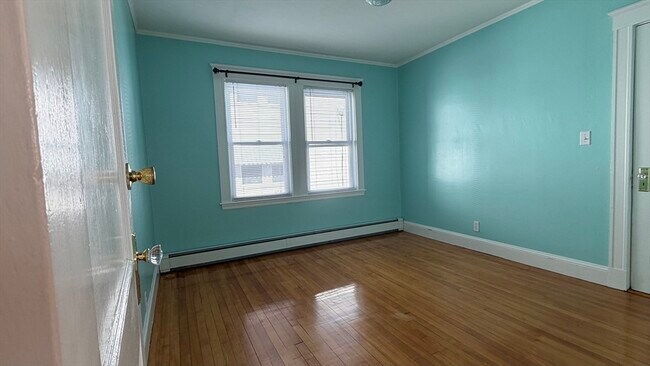 Building Photo - 74 Rawson Rd