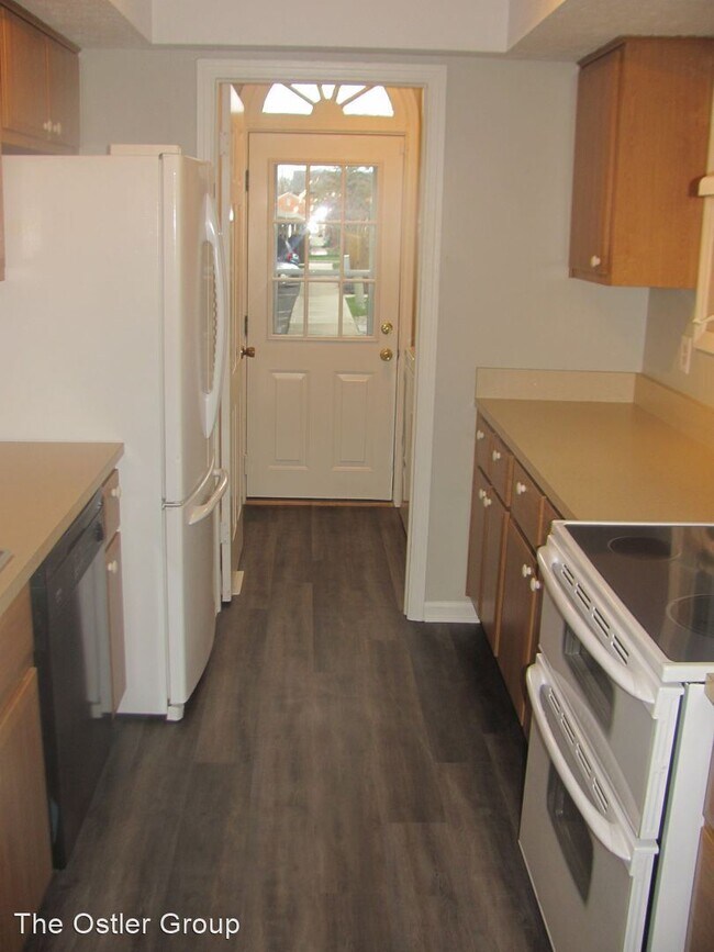 Building Photo - 2 br, 2 bath House - 1121 Canterbury Ct