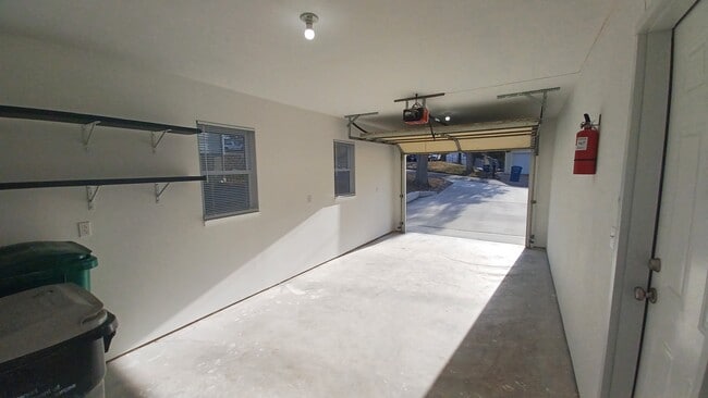 Building Photo - 1836 Engle