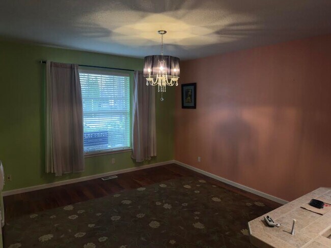 Building Photo - Beautiful Townhome Available in Prestigious Arbor Woods at Murrayhill