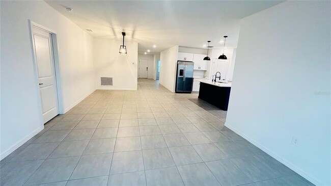 Building Photo - 3058 Cadence Sound Ln