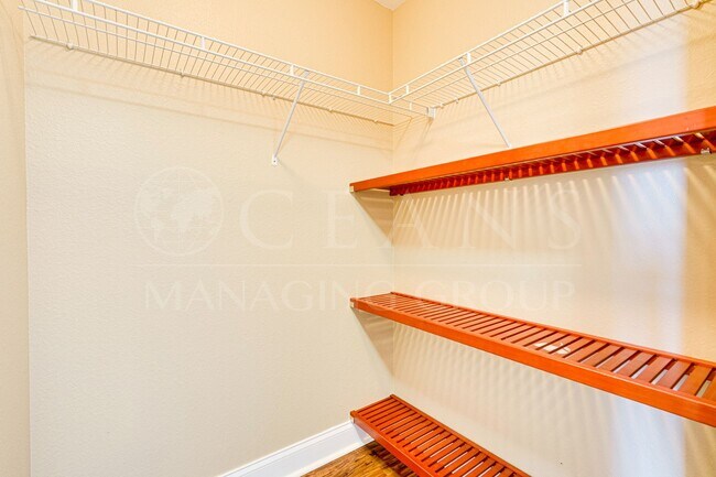 Building Photo - GORGEOUS Waterfront Condo in South Daytona