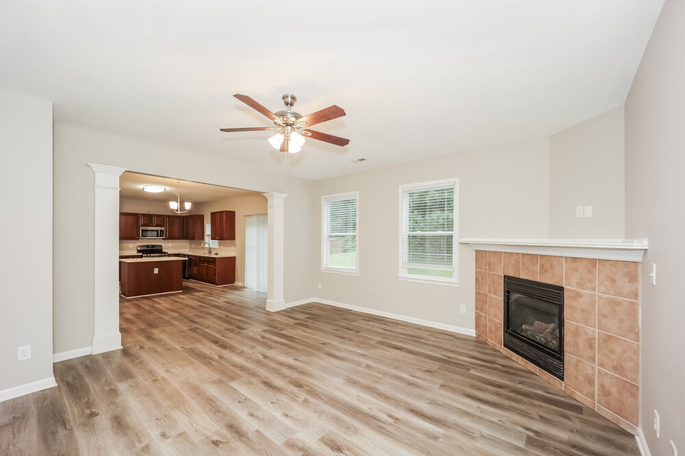 Building Photo - 8949 Crest View Cir