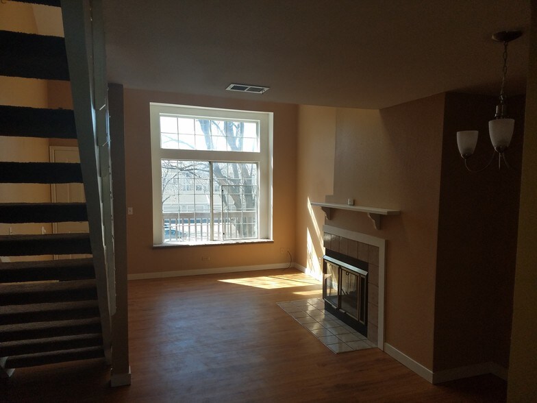 Living Room - 1885 S Quebec Way