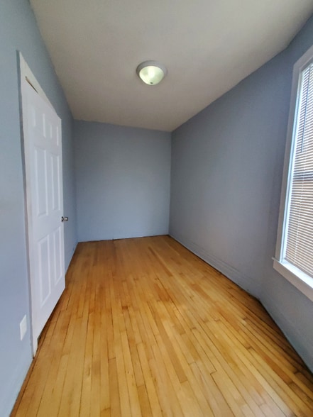 Building Photo - 3418 W Armitage Ave