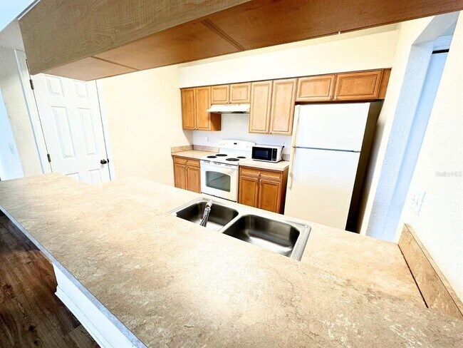 Building Photo - 407 Eagle Pond Dr