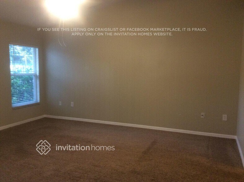 Building Photo - 10237 Shadow Branch Dr