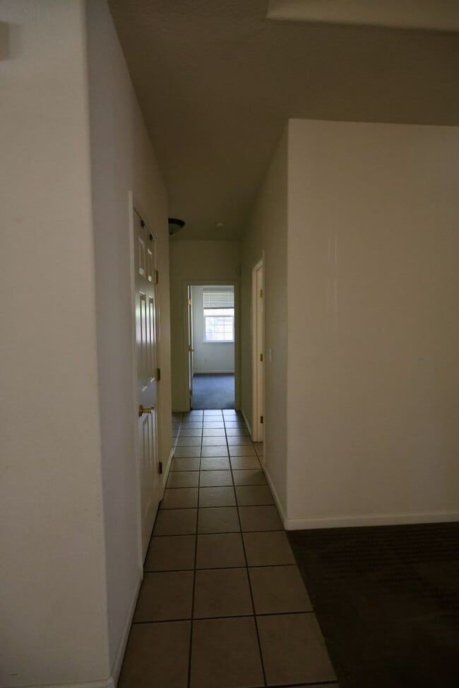 Building Photo - 1103 Roosevelt-Winters