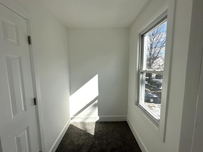 Building Photo - 21 Talmage Ave