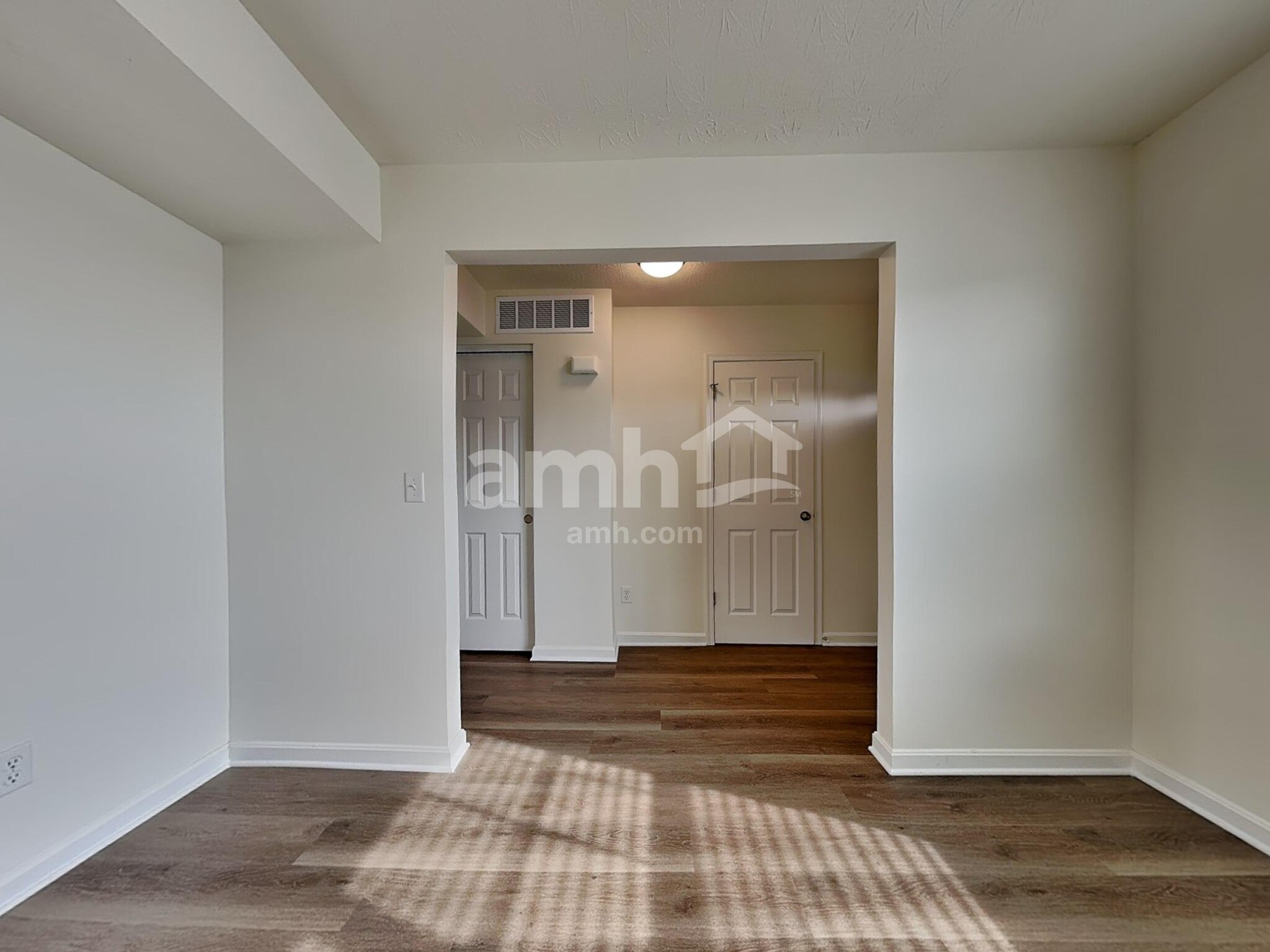 Building Photo - 817 Prescot Cir