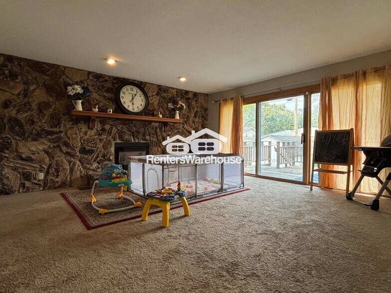 Building Photo - 9331 Portland Ave S