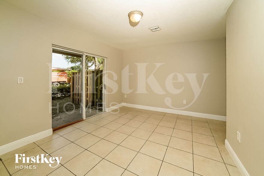 Building Photo - 14054 SW 260th St