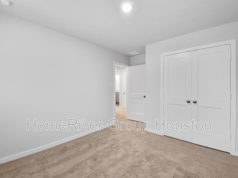 Building Photo - 17812 Lionheart Rd