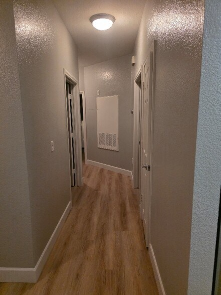 Building Photo - 5250 S Rainbow Blvd