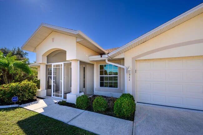 Building Photo - PRICE DROP!! ANNUAL UNFURNISHED HOME IN PUNTA GORDA