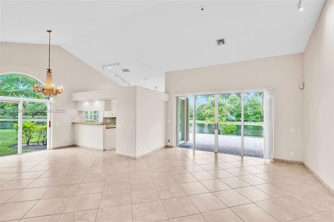 Building Photo - 1215 Balboa Ct